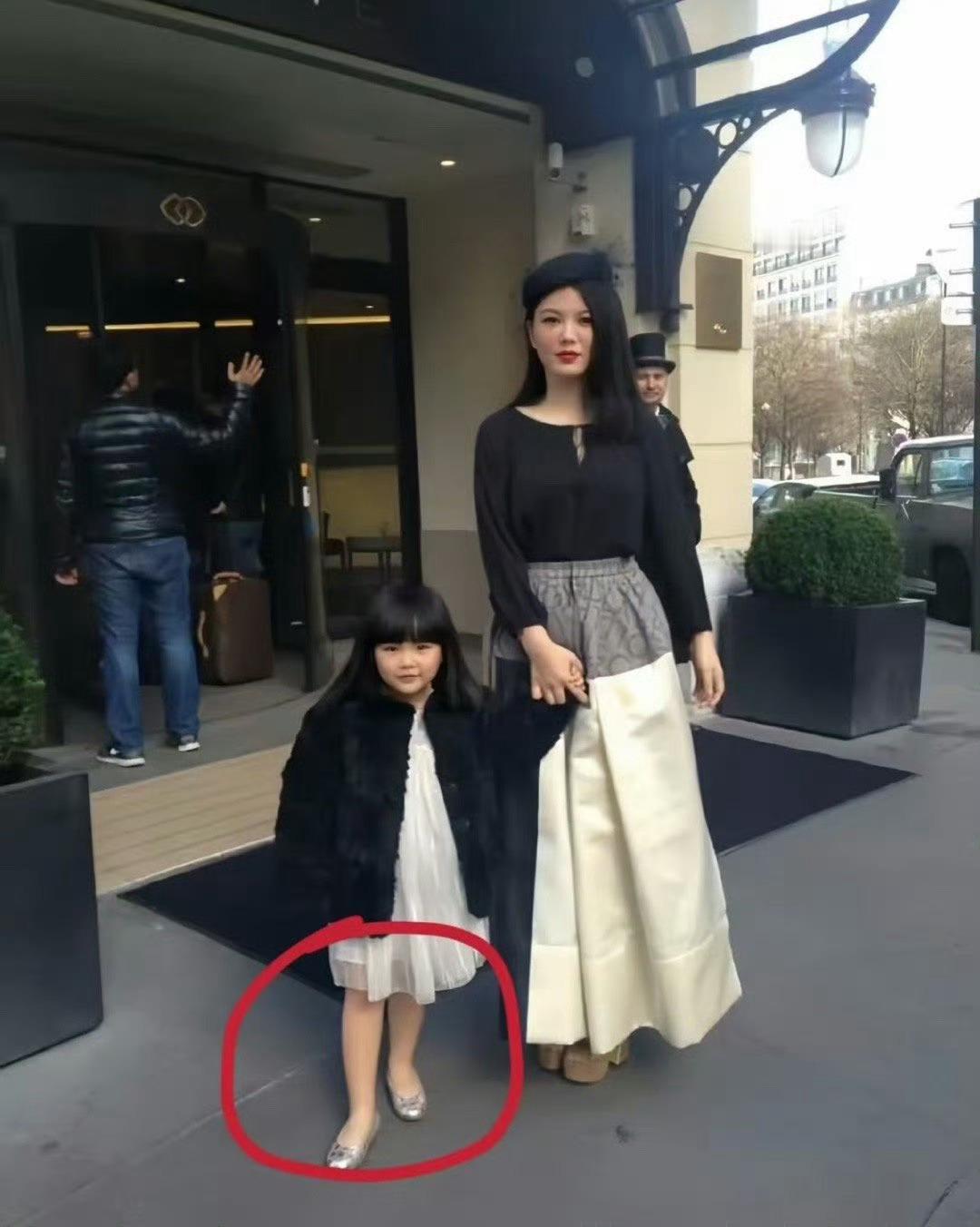王诗龄应该没什么烦恼吧 这开挂的人生 ​​​