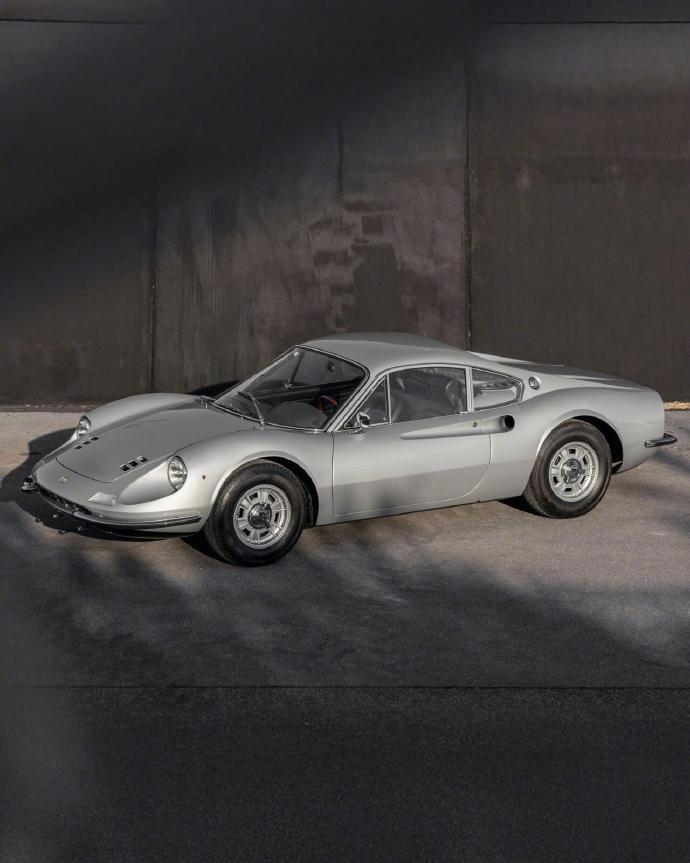 【1969 年法拉利迪诺 206 GT —— 情怀永不磨灭】当我们说起法拉利迪诺