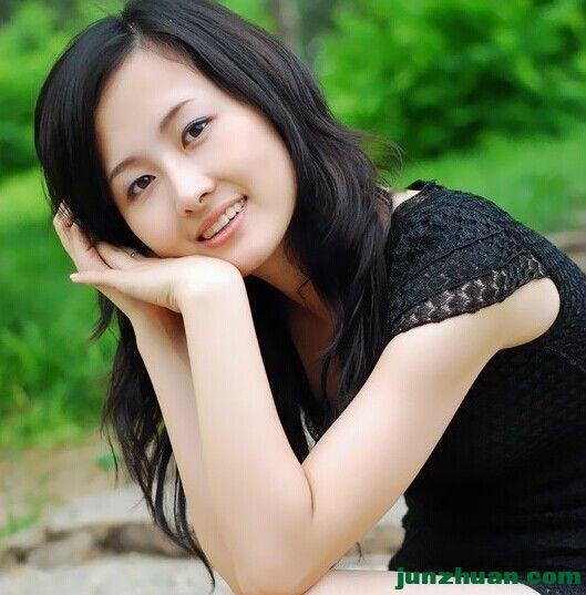 男人到中年才懂：除了妻子，全是江湖
 
我前阵子跟一个开小工厂的大哥聊天，他说了