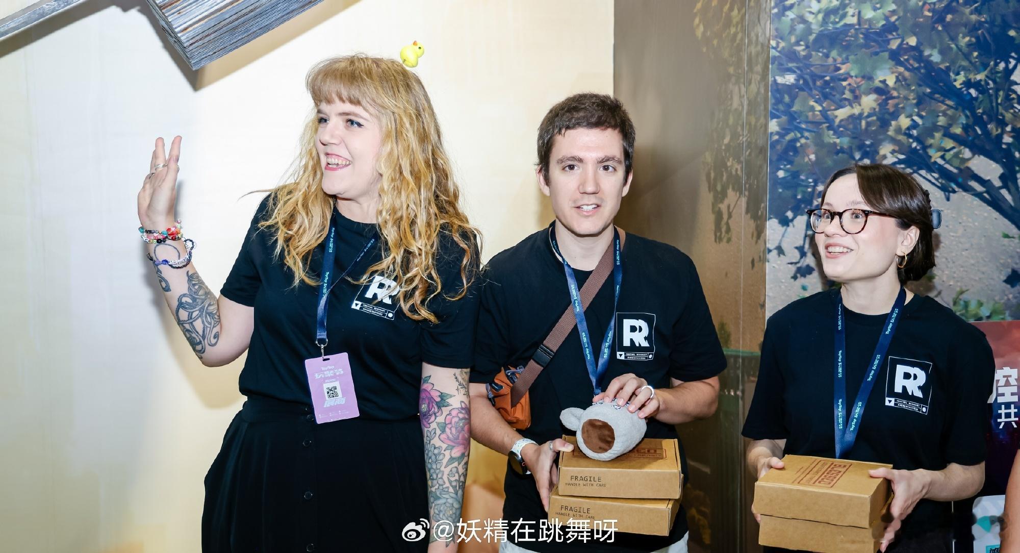 玩聚节沉浸式新游体验TapTap玩聚节在西岸艺术中心A馆火热开展！现场氛围满满，
