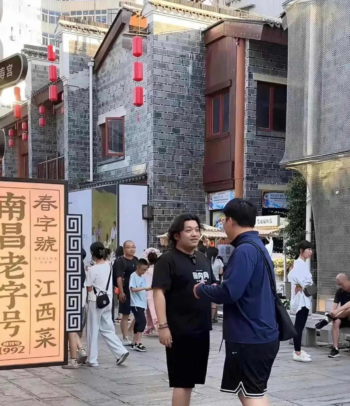 这竟然是夏雨？差点都认不出来了 