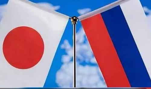 这下全球都看到中国的实力了，中国终于扬眉吐气了，日本又怂又怕，极具戏剧性的场景出