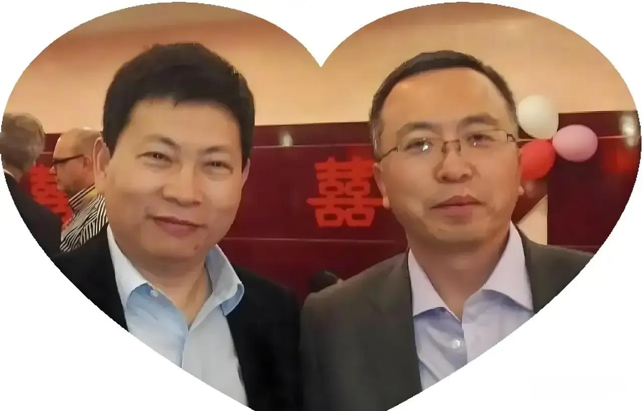 余承东：别老想着走捷径，图纸你好歹也多改改啊[捂脸]
赵明：别老关心外在，内在强