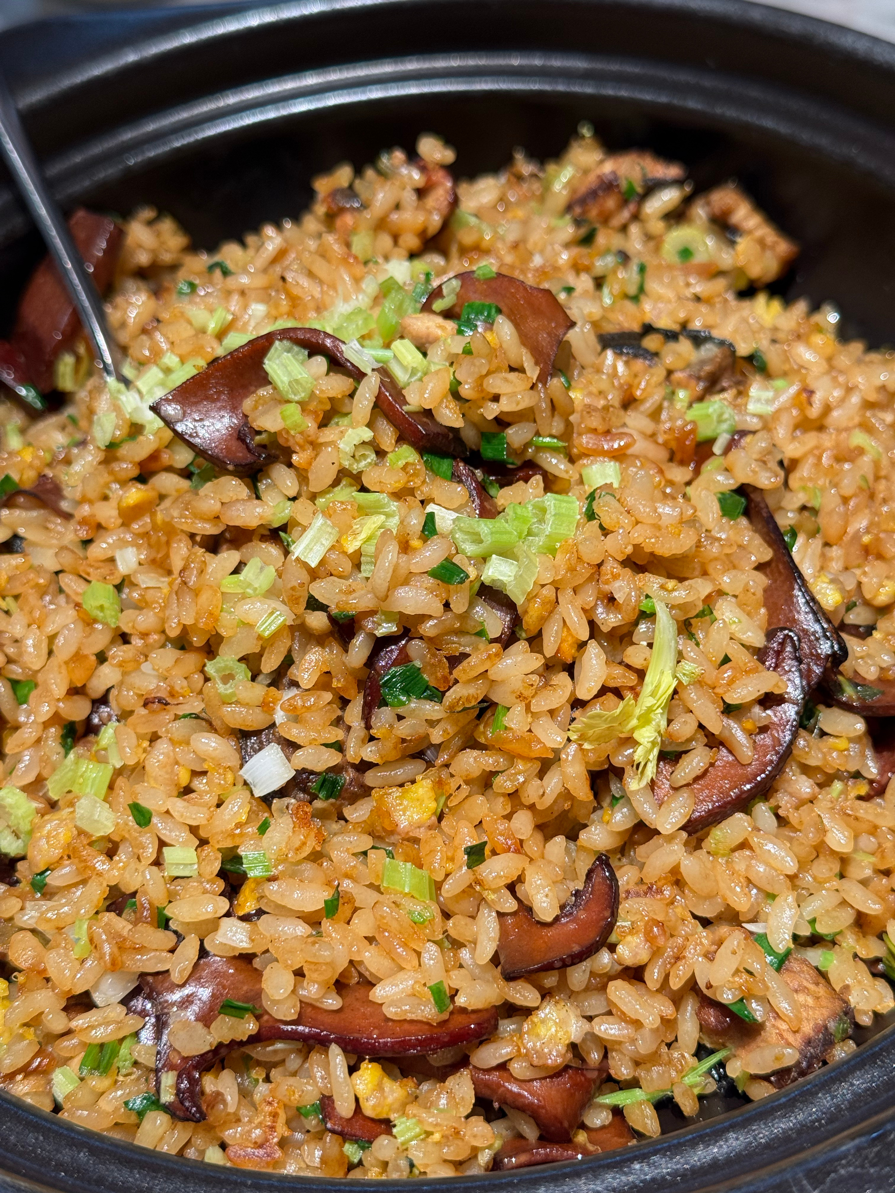 你们晚上吃什么？过年放假股市没开盘会不会有点无聊？