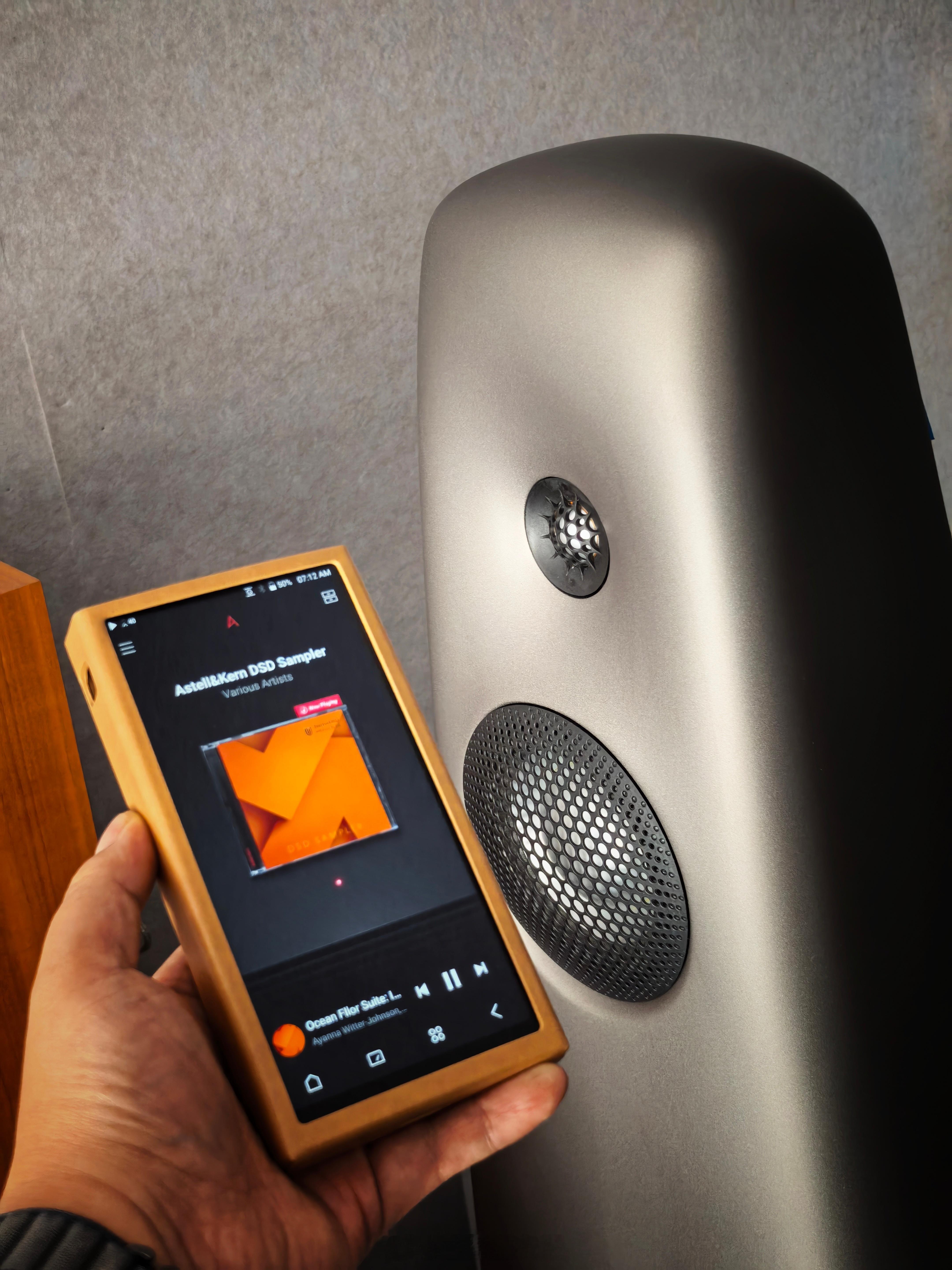 全新Astell&Kern PD10机身与皮套都有小亮点，这次不一样[坏笑]闲来