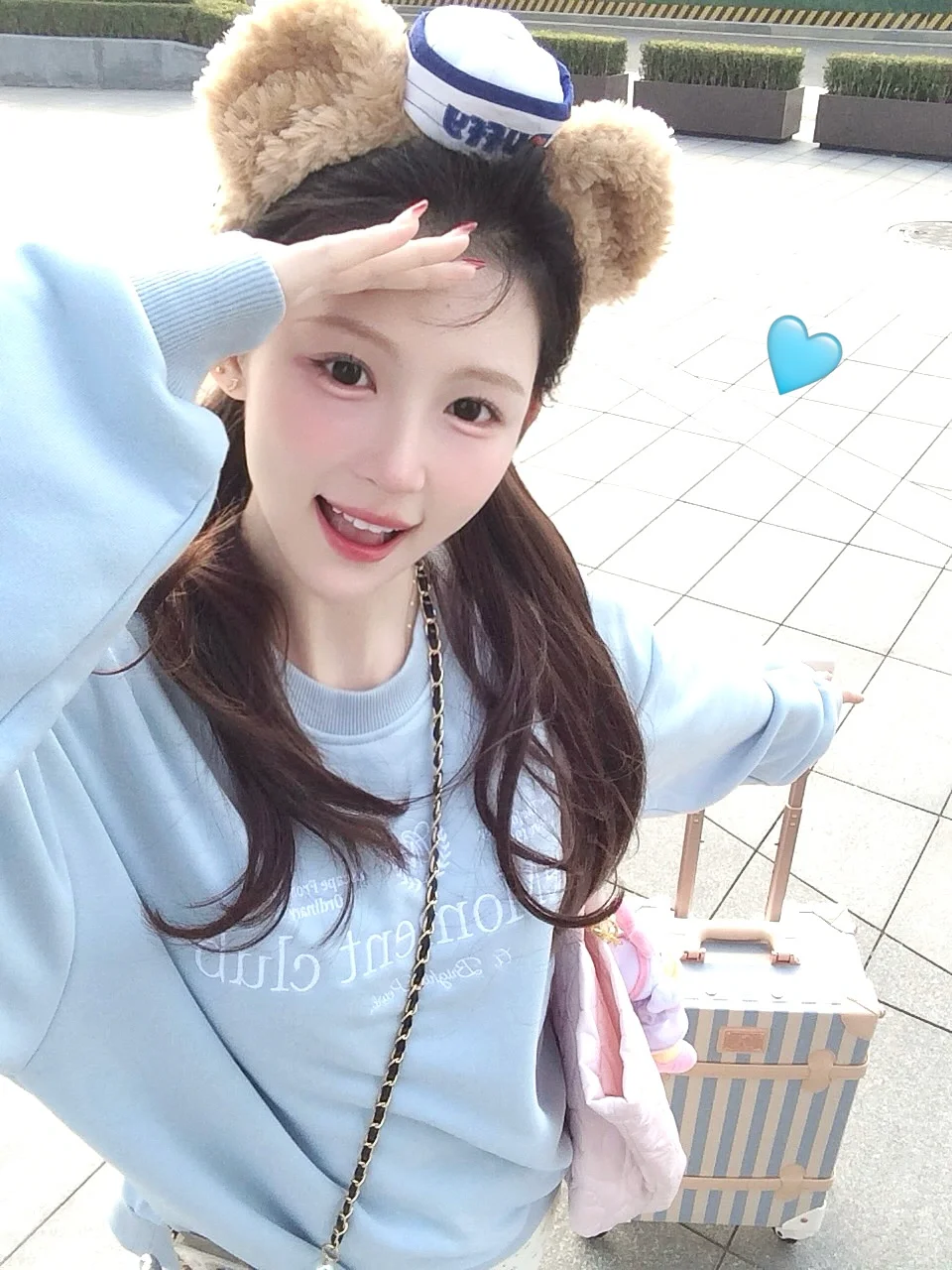 存一些出发去高铁站🚄的甜妹拍照姿势!!!