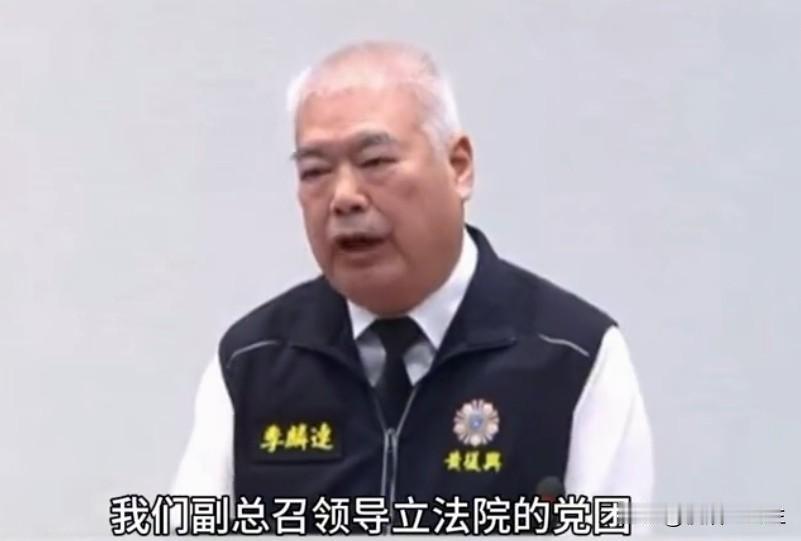 赵少康，这两天突然从“灭韩总司令”变脸成“护韩大将军”，演技之纯熟，令人叹服。2