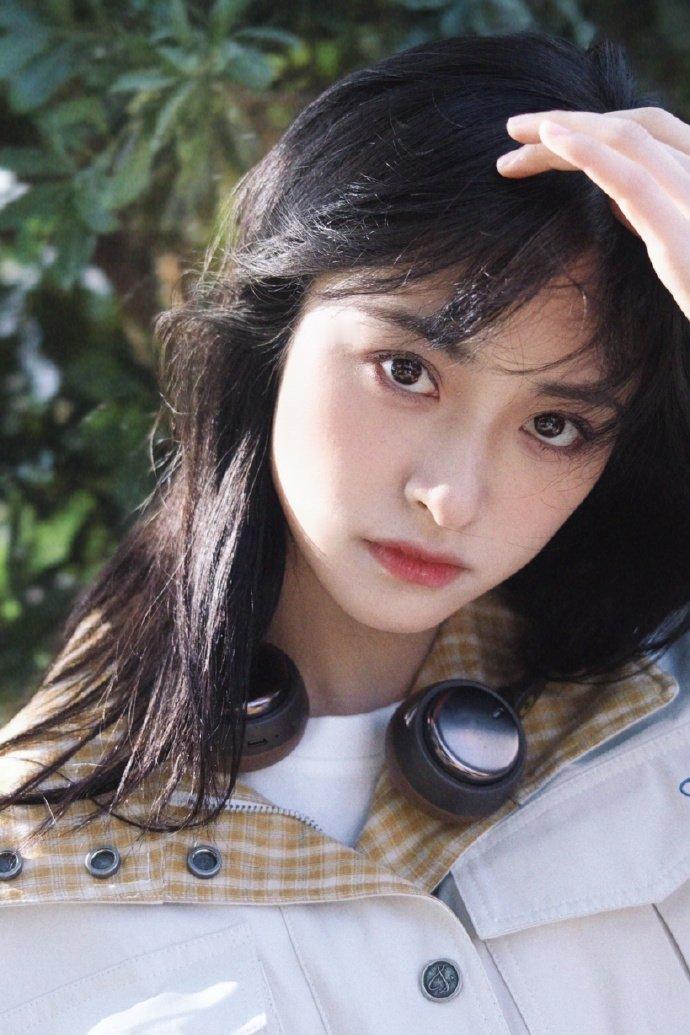 沈月寒假plog  沈月寒假营业  沈月寒假营业plog来啦，是在拍戏的月月，不