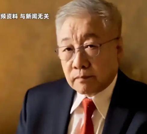 养老金并轨改革关键人物郑秉文退休安排引爆争议，1955年出生的他为何走上弹性延退