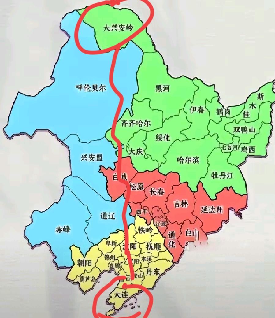 原来漠河与大连之间的距离这么远啊，走高速达到2000公里左右，漠河属于黑龙江，位