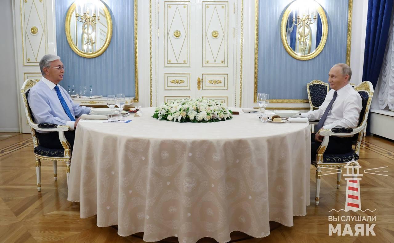 茶会将在非正式交谈的最后阶段举行 