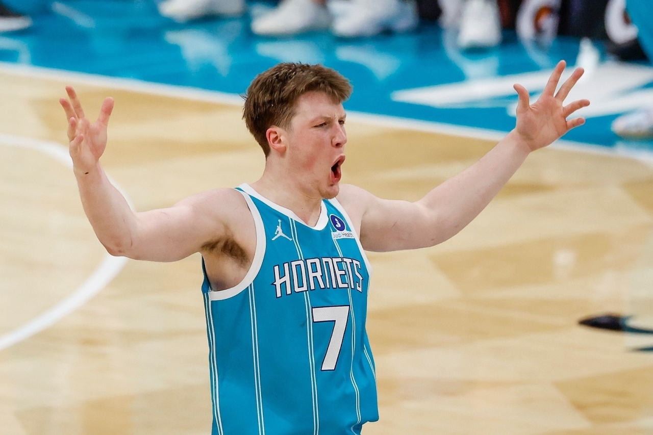 专区讨论：克尼佩尔有没有空机会打破克莱.汤普森保持的单场14记三分的记录？夏洛特