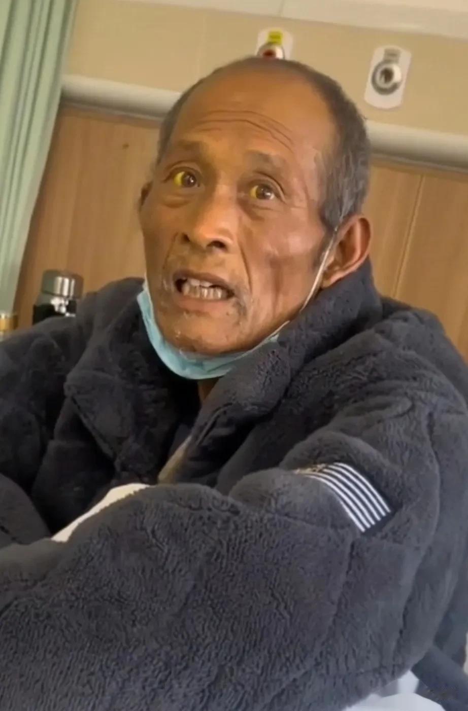 医院心酸的一幕，大爷胰腺癌晚期，医生建议放弃治疗，明天就可以出院回家，想吃啥就让