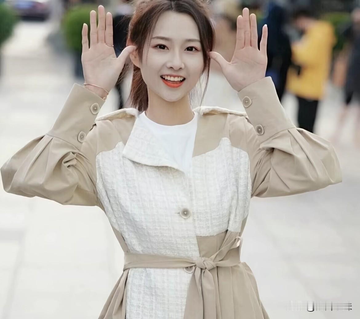 女孩子怎么穿搭既时尚又好看?新的一年愿我们被世界温柔以待，所有努力都有回响，平安