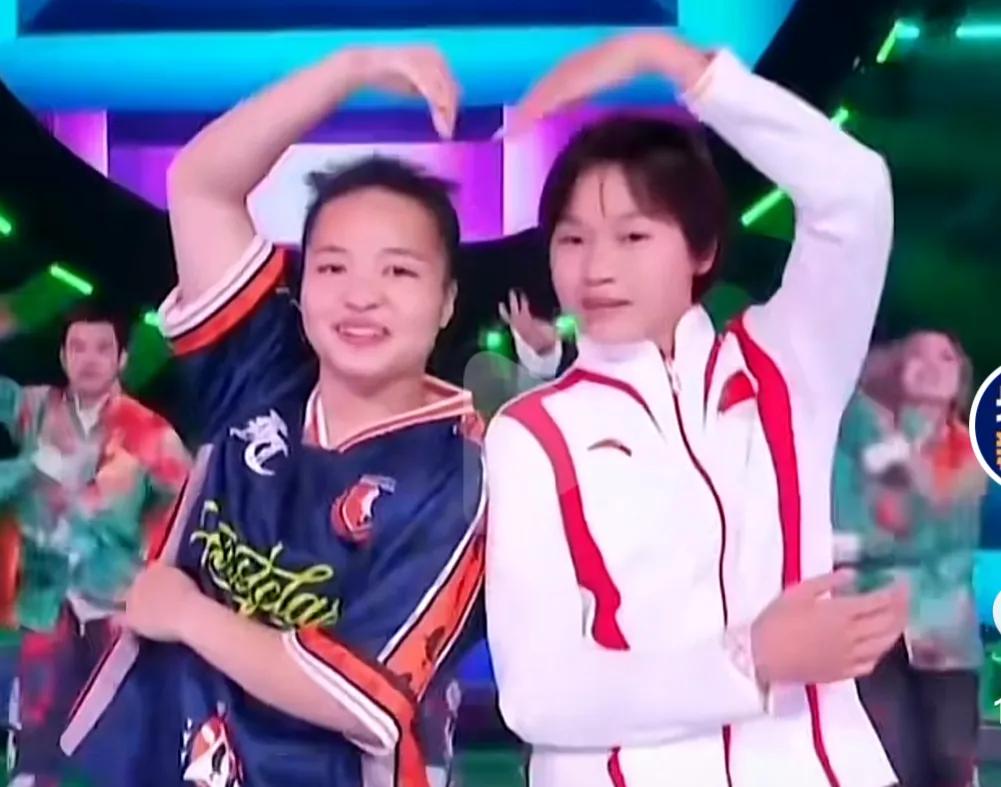 2024湾区升明月电影音乐晚会全红婵和刘清漪表演街舞真是帅呆了，流畅自然节奏感强