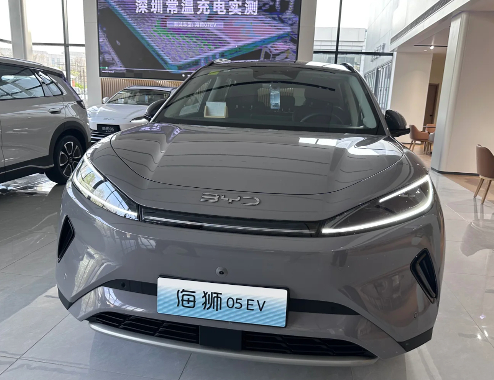合作加速！英伟达 CEO黄仁勋透露，比亚迪、吉利、极氪、小米、小马智行等采用或基
