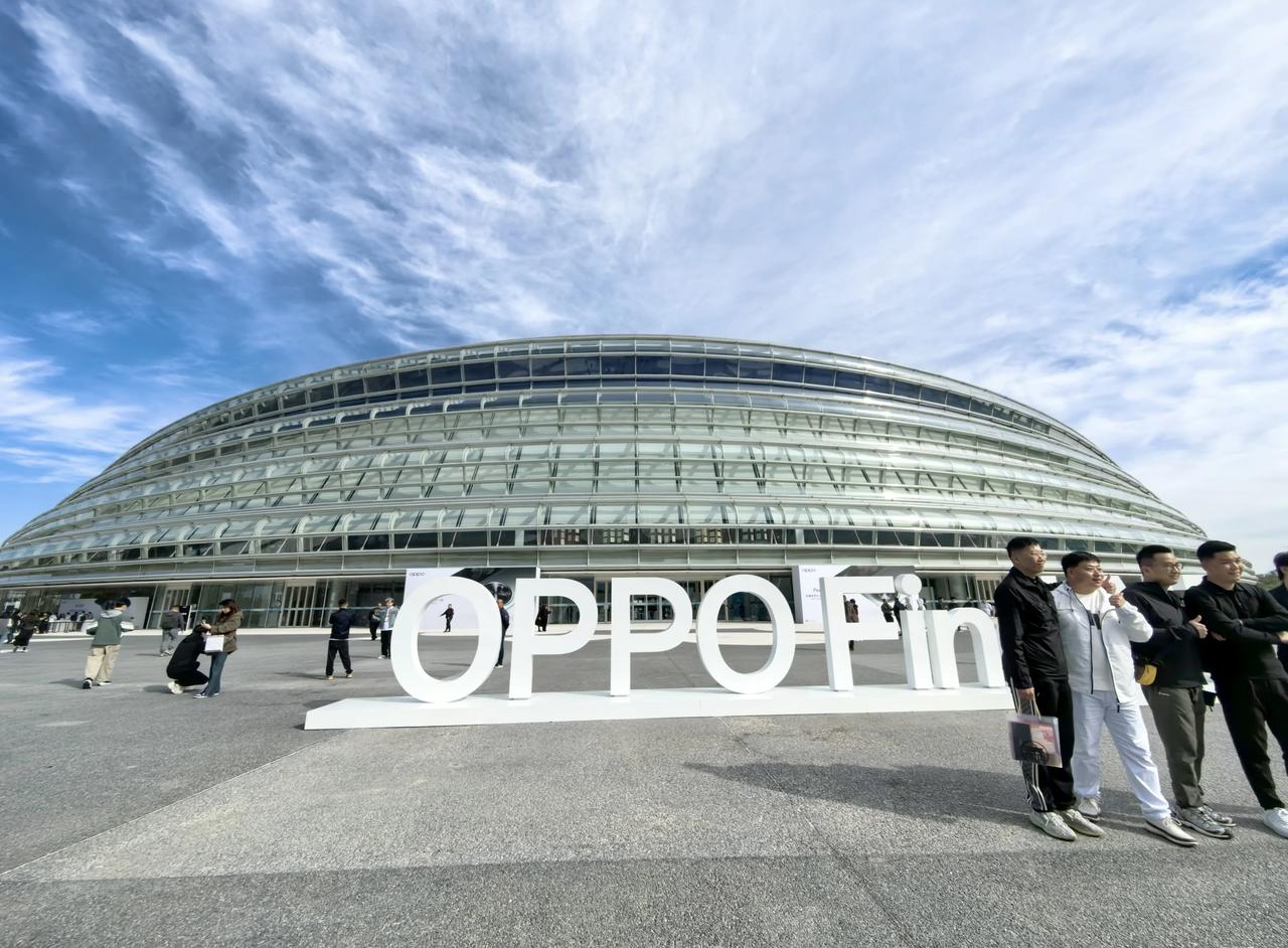 #OPPO Find N3#发布会已就位
国家速滑中心广角挺霸气呀