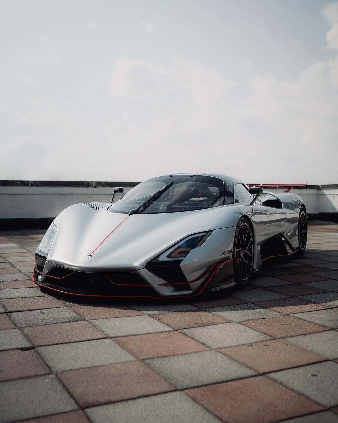 SSC Tuatara Striker ​​​
