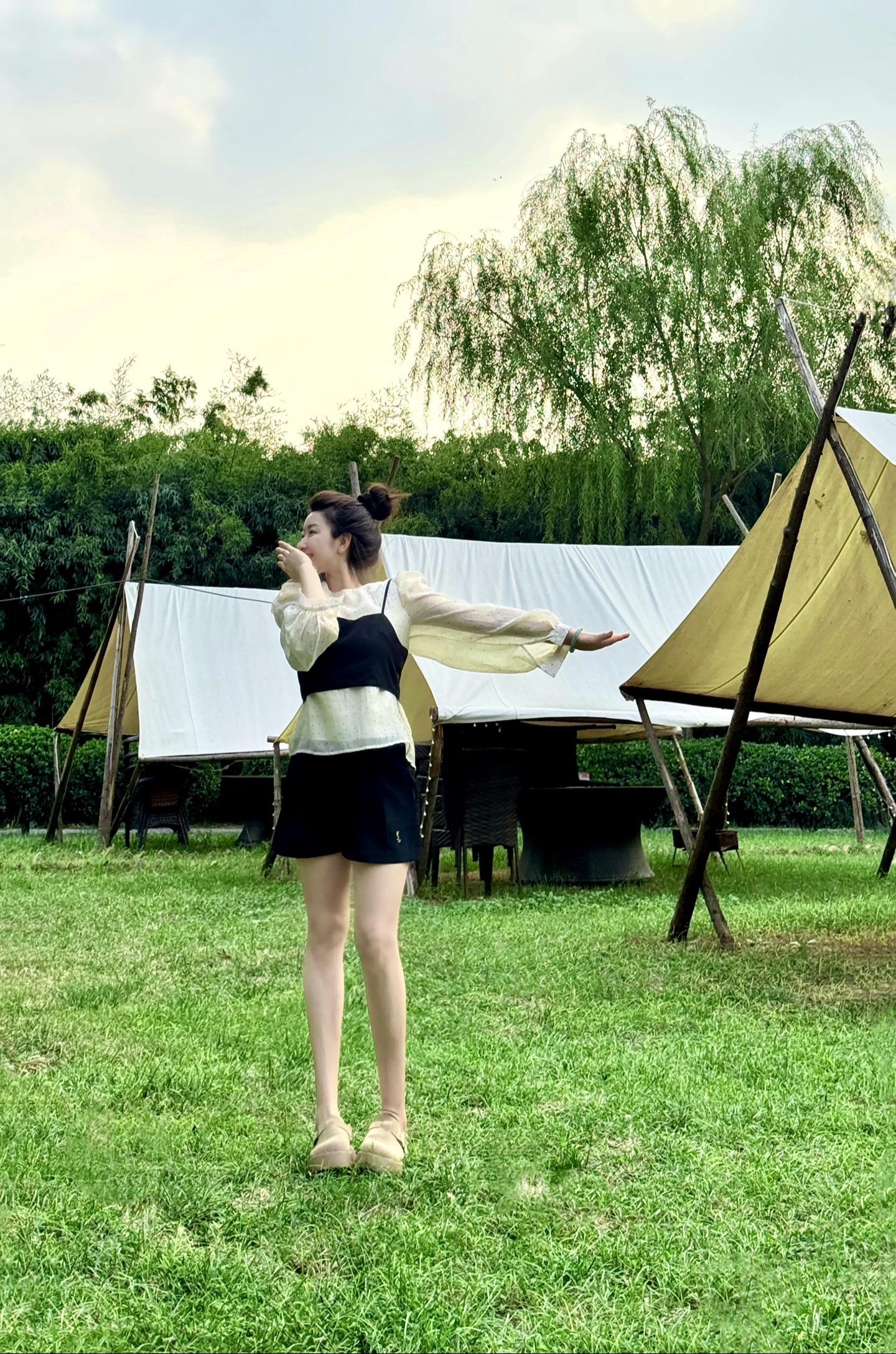 祝她铮铮 祝她昂扬 祝她不依附任何人而活成最好的自己