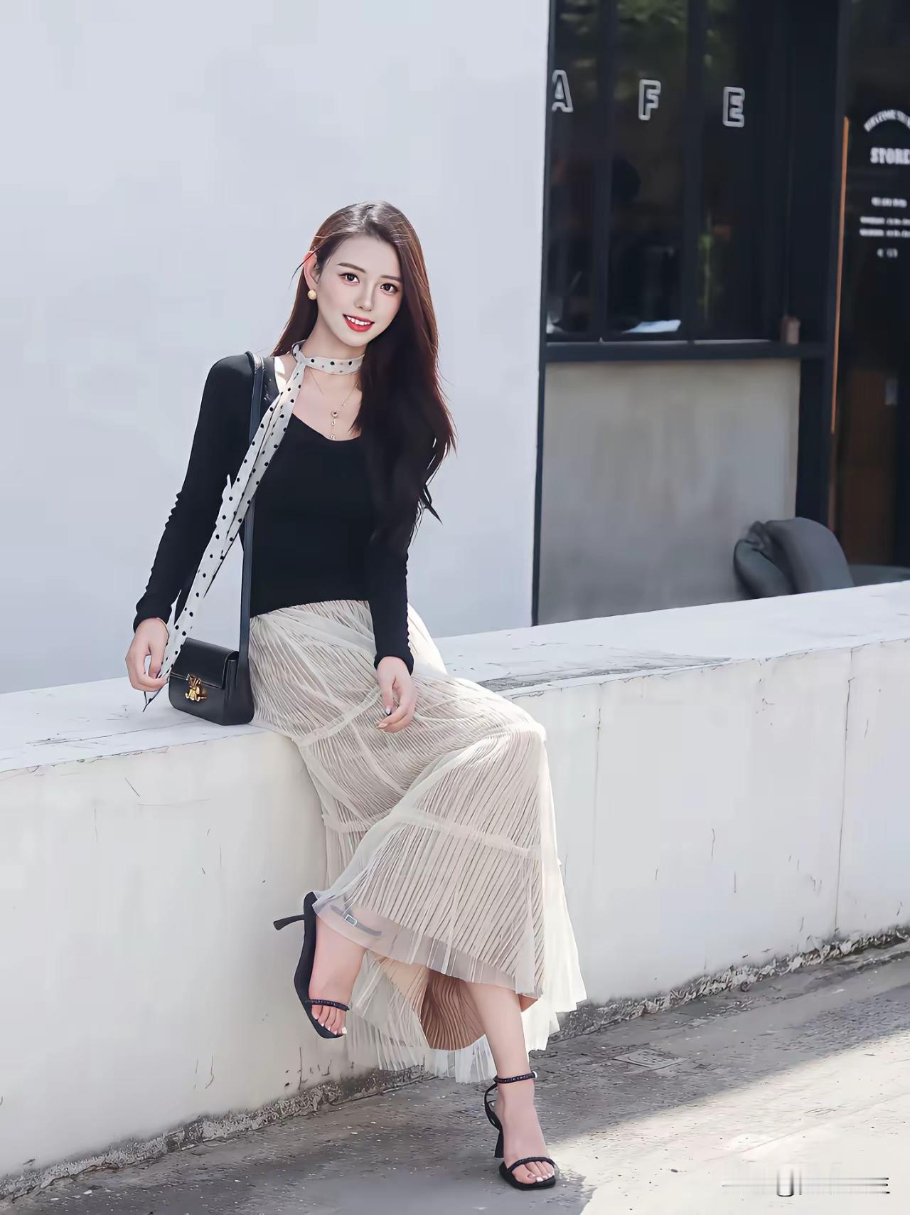 要明白真正能撑腰的，是丰富的知识储备，足够的经济基础，持续的情绪稳定，可控的生活