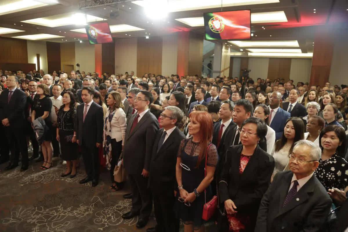 中国国防部向全球发出重磅通知，中国人民解放军已整备就绪，解放军全时待战、随时能战