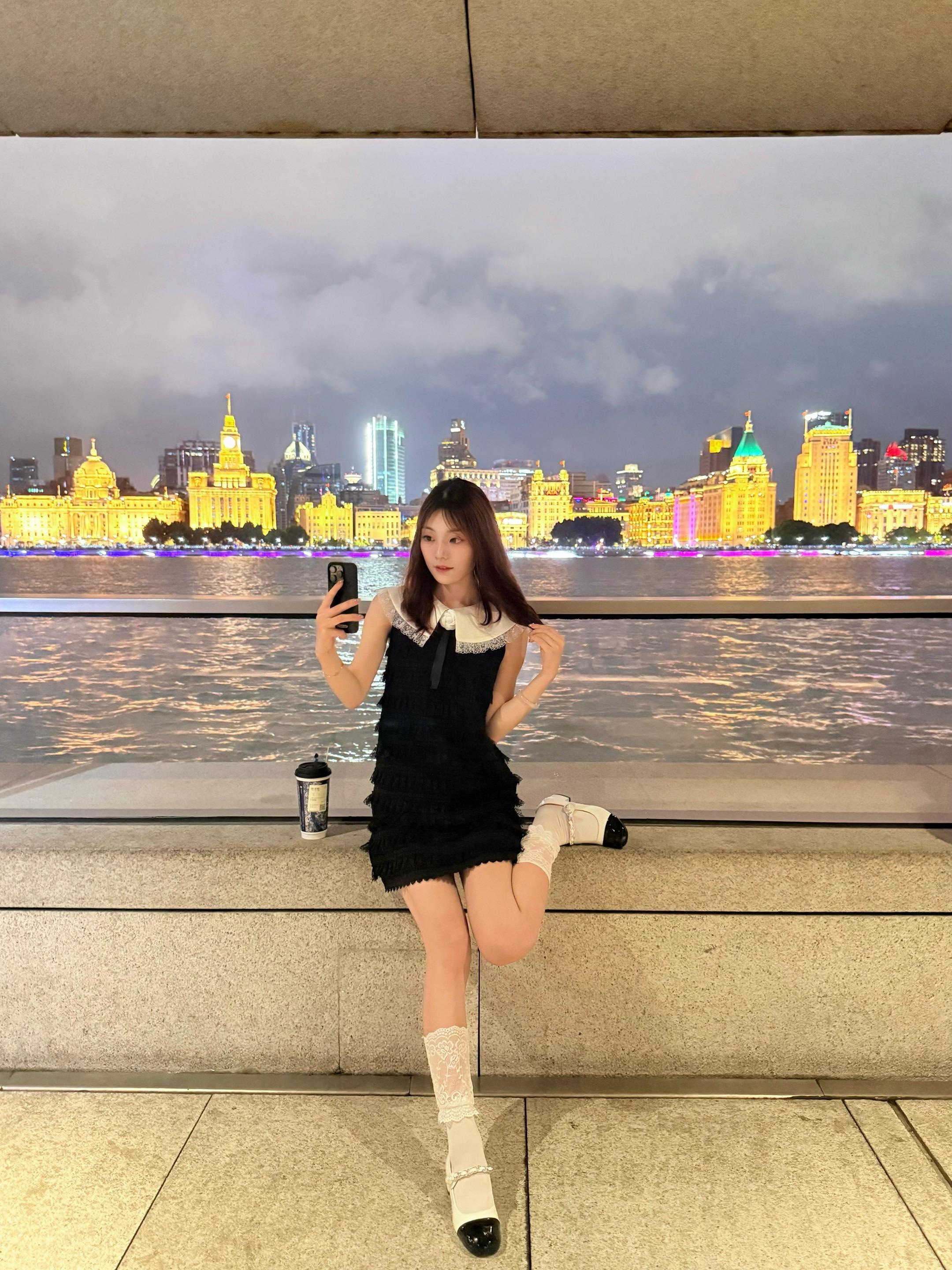 上海我还会去的 但是我们永远不会见了