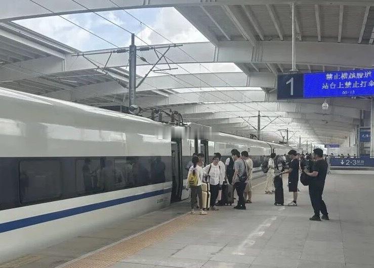 漳汕高铁漳浦站改第二阶段施工顺利完成车站已恢复正常运营，深圳方向乘车、福州方向下