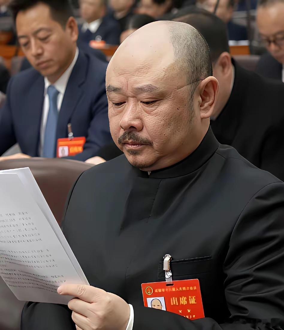 为什么大部分艺人上了年龄都走仕途了呢？ 