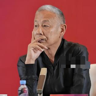 一个男人，不可能同时拥有：
妻、财、子、禄、寿。  
 一个女人，不可能同时拥有