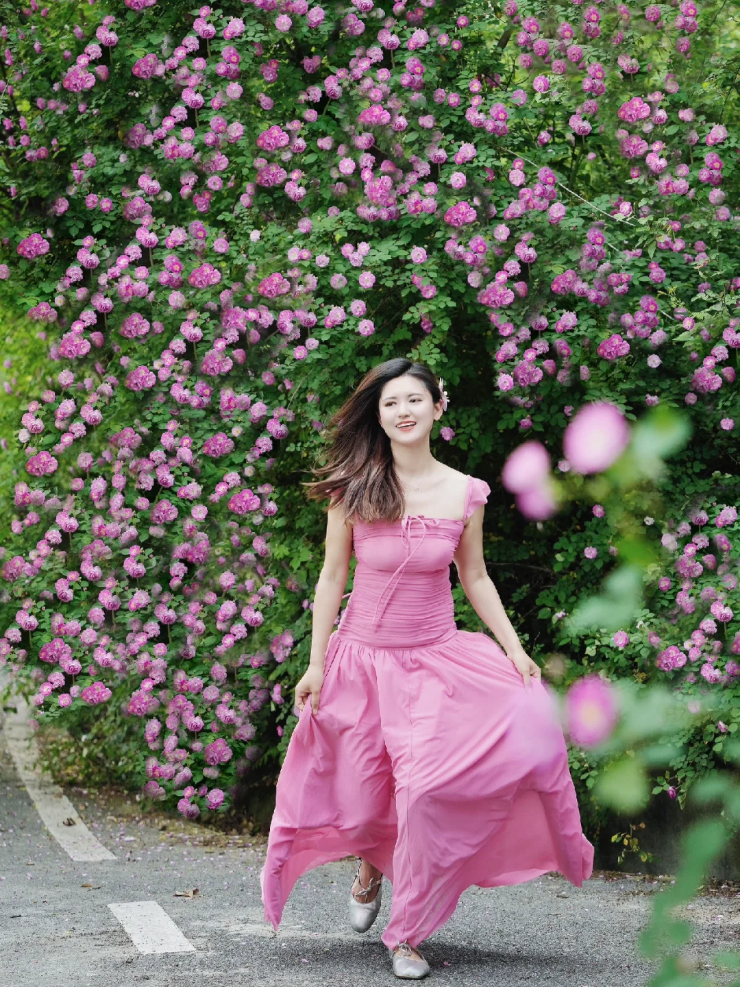 别扎堆了！武汉这条5公里超长蔷薇花路！美爆！