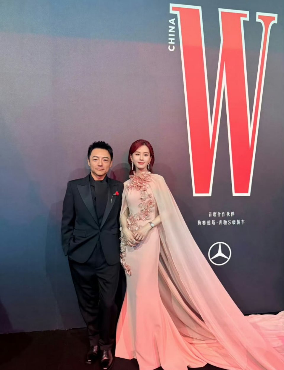 W盛典红毯 刘诗诗 又穿上了Elie Saab 2025春夏过季高定，什么时候穿