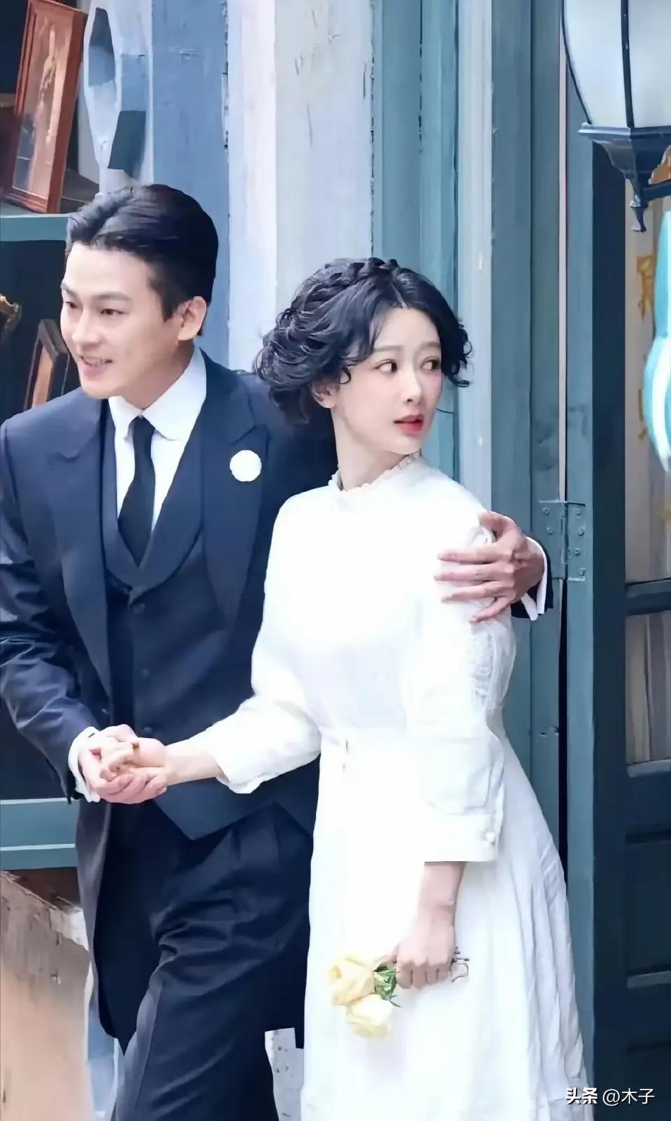 杨紫这次，是真的一头扎进了内娱最容易翻车的坑里！34岁的她主演的新剧《锦江传奇·