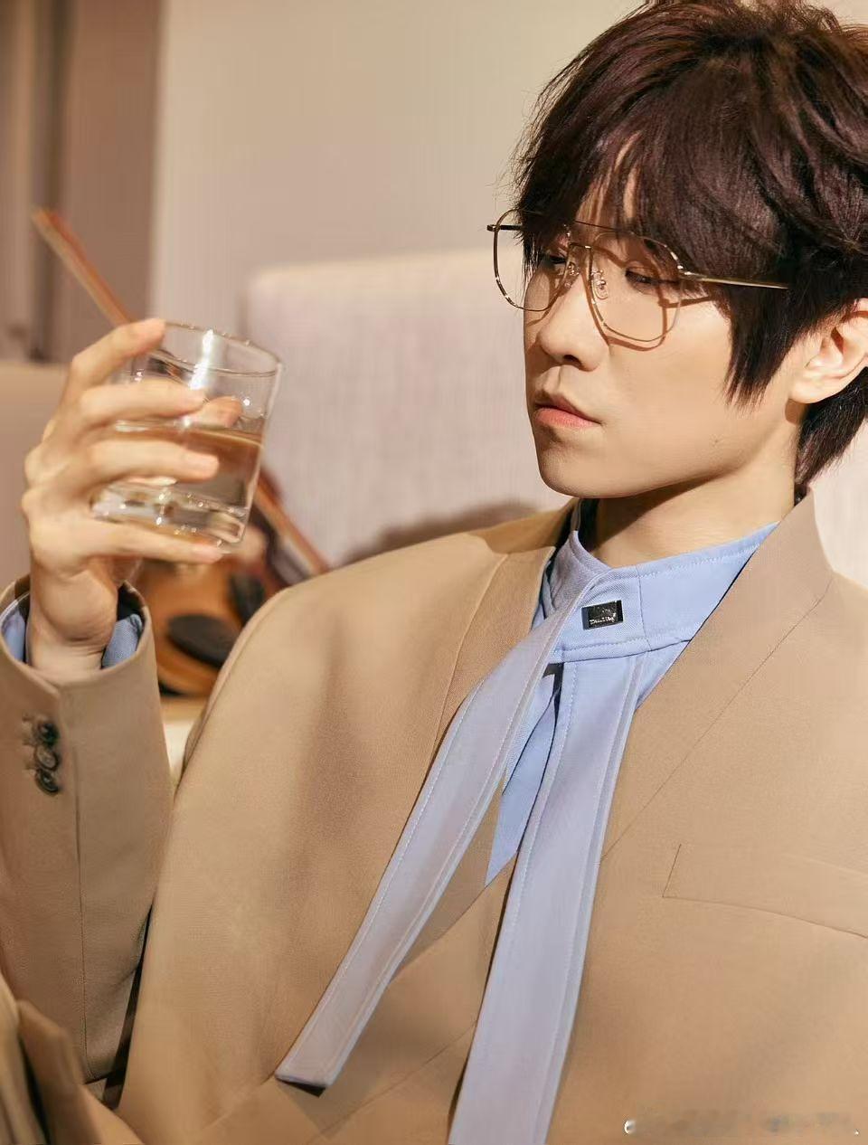 徐良2026巡回演唱会官宣徐良2026巡回演唱会官宣 