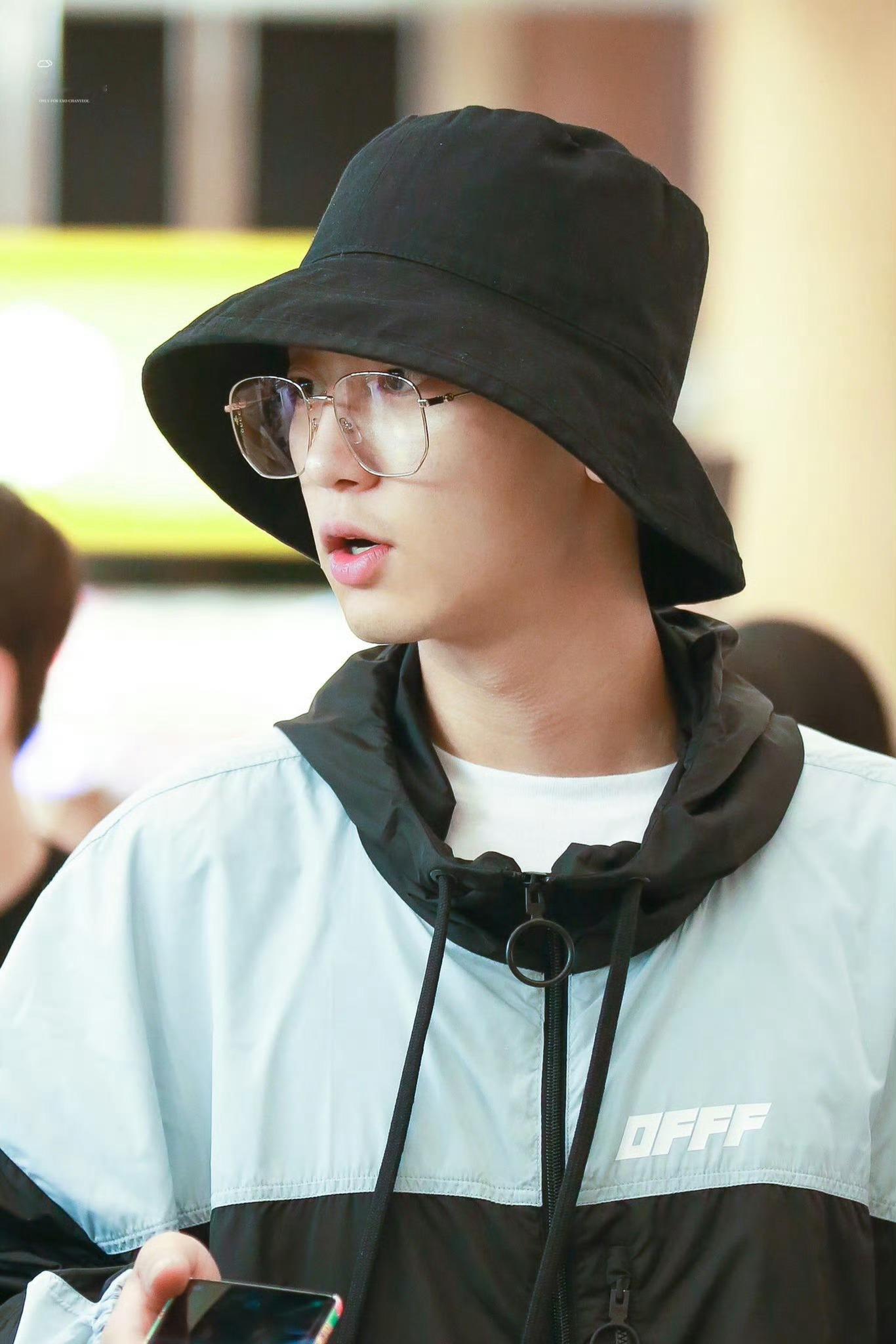 朴灿烈 190802 金浦 - 羽田 ©sab / whiredreams / 