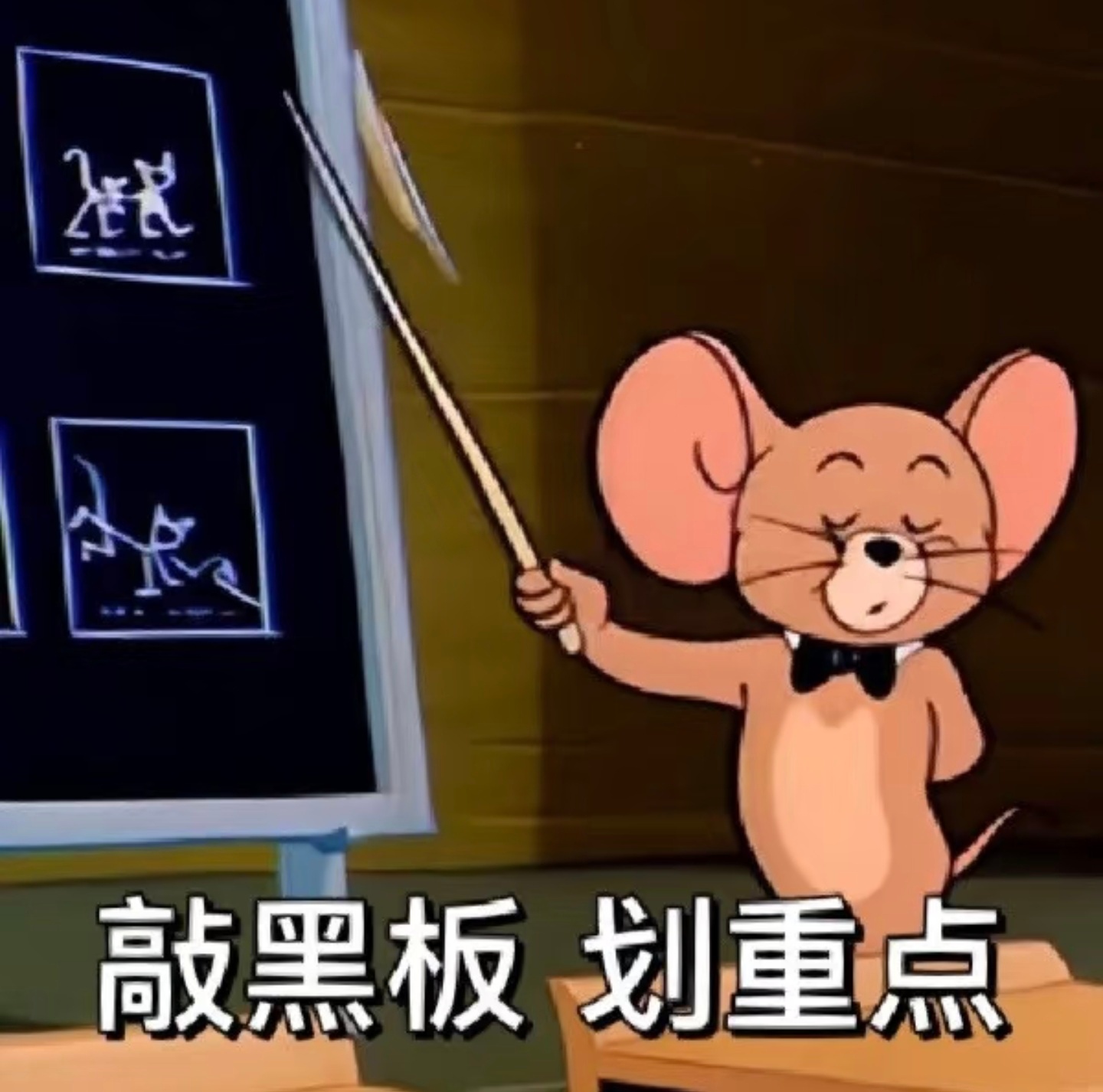 新规讲了，以后的充电宝外壳必须标清使用寿命和代工厂，还得带屏幕或连APP，电池健