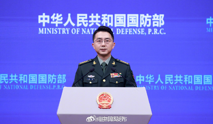 【中越两军将继续为地区和平与繁荣注入稳定性正能量】3月26日下午，国防部举行例行