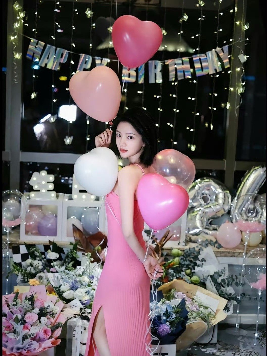 任敏[超话] 在复制粘贴的时代，你是手写的诗[鲜花] ​​​