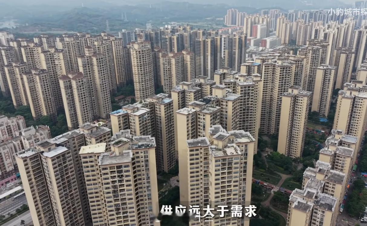 a股 盖房子跟种菜一样，密密麻麻的种这是惠州的房子，我去武汉也看过类似的，想必还