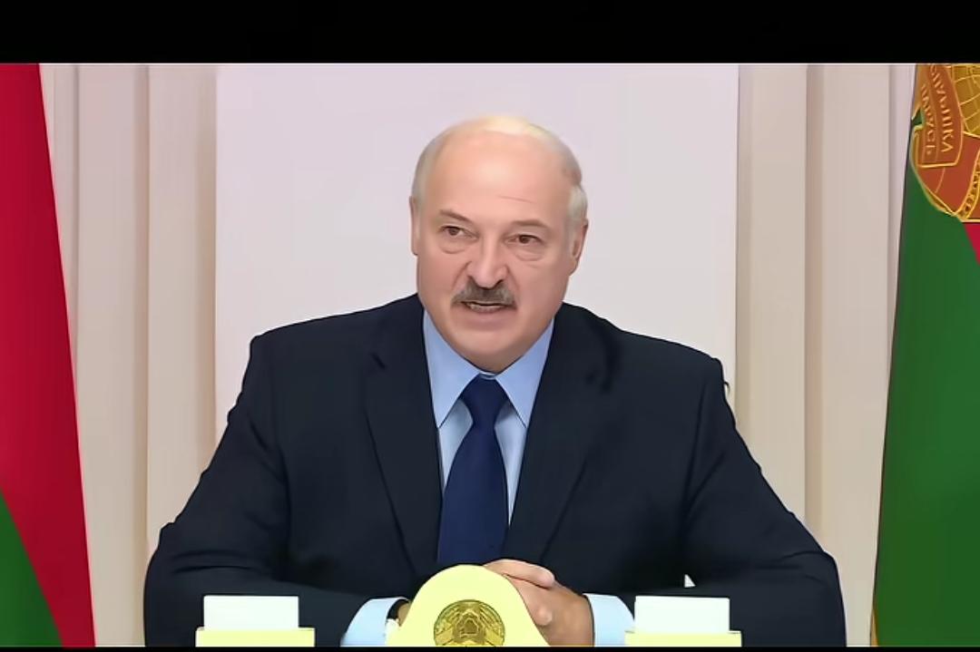 白俄罗斯总统卢卡申科的一系列外交动作，可为小国在大国夹缝中生存起到了一个经典示范