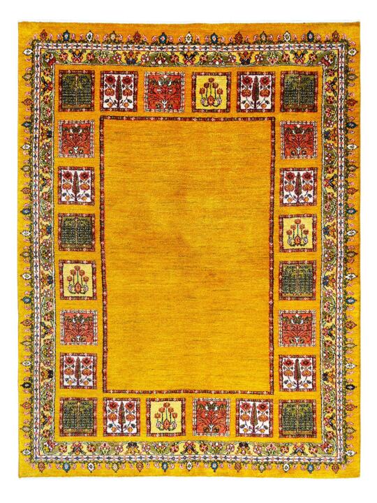 波斯洛里巴夫地毯：传统与现代交织的艺术臻