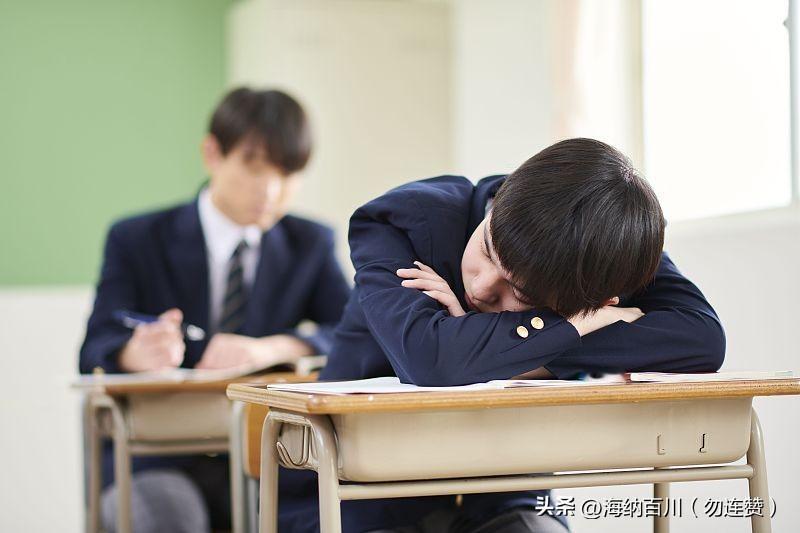 不可思议，老师竟然被学生打了，这不是重点，重点是老师被学生打了以后，学生家长来了