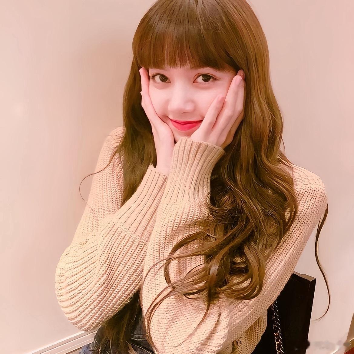 人间芭比果然名不虚传 lisa ​​​