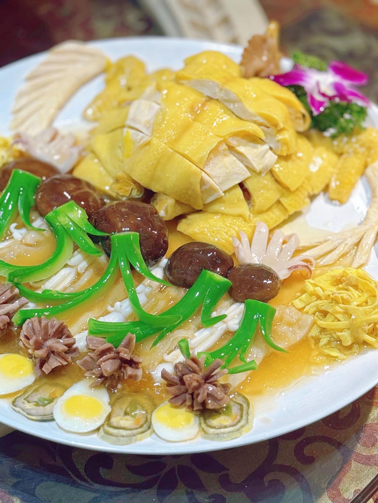 文明路必吃｜翅叔港式酒家，周末一位难求的粤味顶流

藏在文明路二楼的翅叔港式酒家