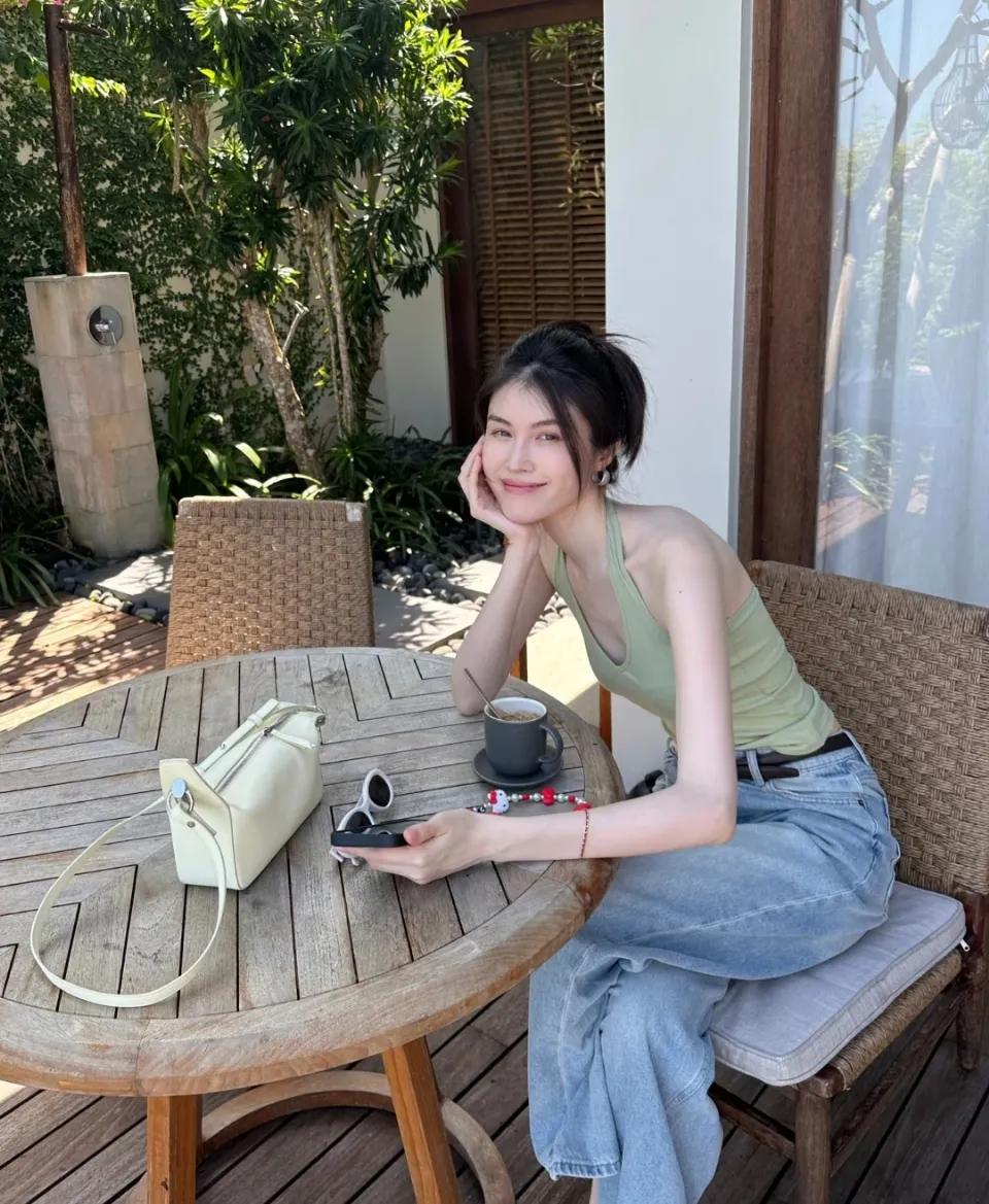 何穗社交媒体清空了，不会是退圈了吧！

何穗是中国几个知名维密模特里面，颜值很顶