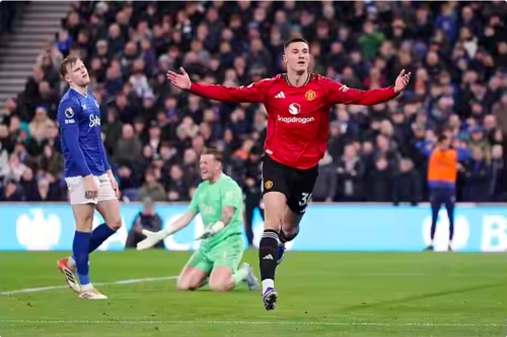 是否值得首发？TA分析谢什科：替补是他目前最好的利用方式曼联主场2-1战胜水晶宫