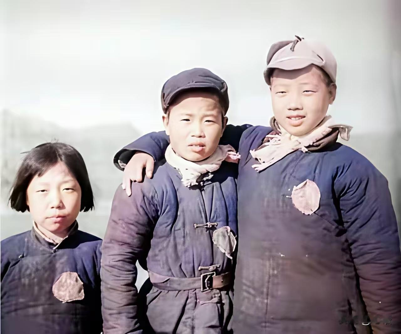 宁死不屈！少年英雄温三郁用血肉守住民族气节
 
没想到10岁中国娃被鬼子砍断2根