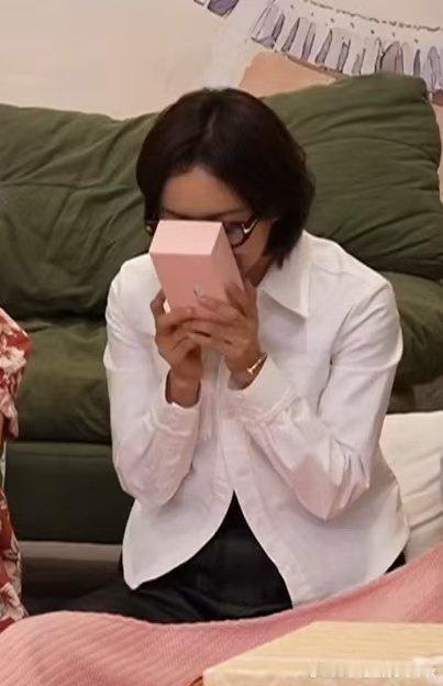 王珞丹你玩上瘾了是吧王珞丹i人必备好物王珞丹这个搞笑 ​​​
