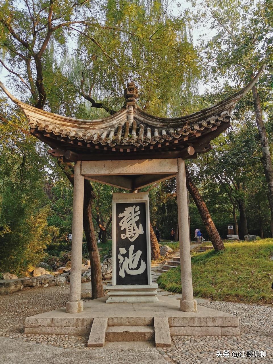 兰亭（绍兴·书法圣地）核心景点速览
一句话：一序三碑、六亭一祠、曲水墨香，浓缩魏