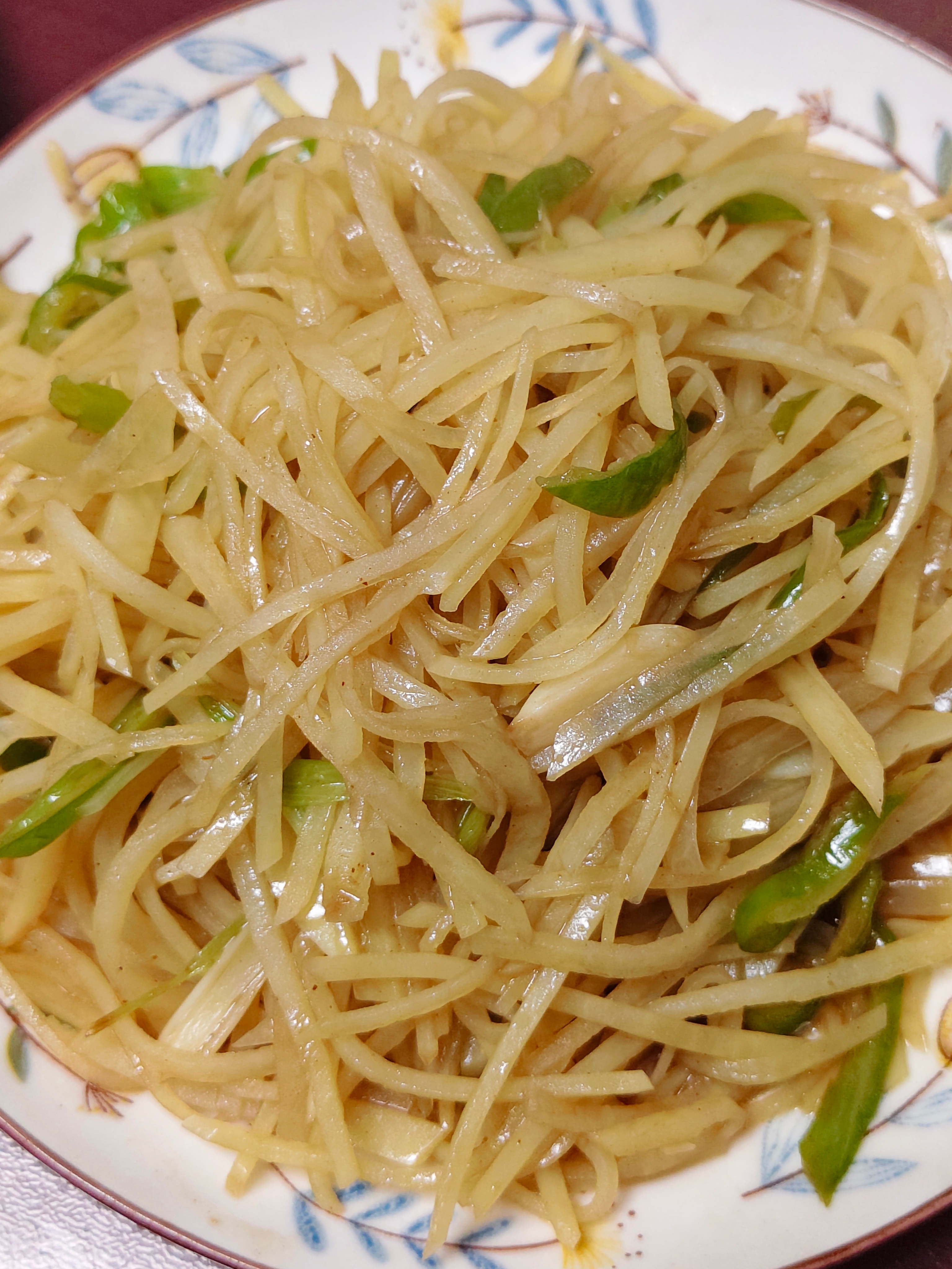 酸辣土豆丝卖相一般味道不错