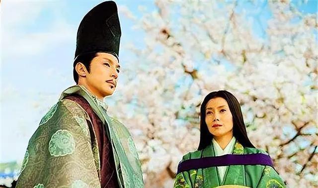 日本平安时代，天庆二年，即939年，桓武天皇五世孙，镇守府将军平良将之子平将门在